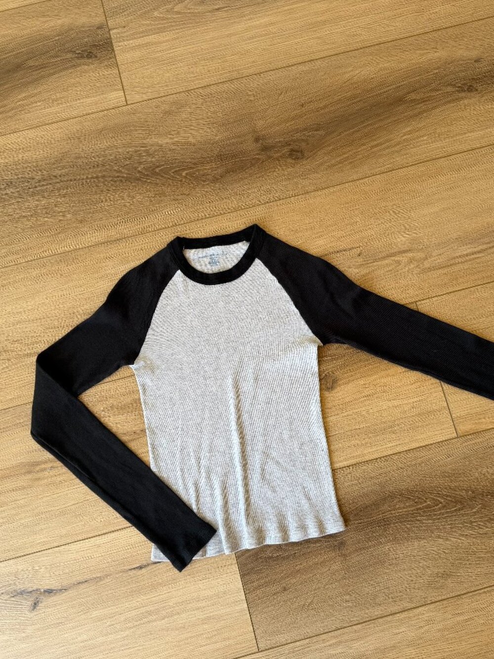 Brandy Melville Long Sleeve Rib Tee